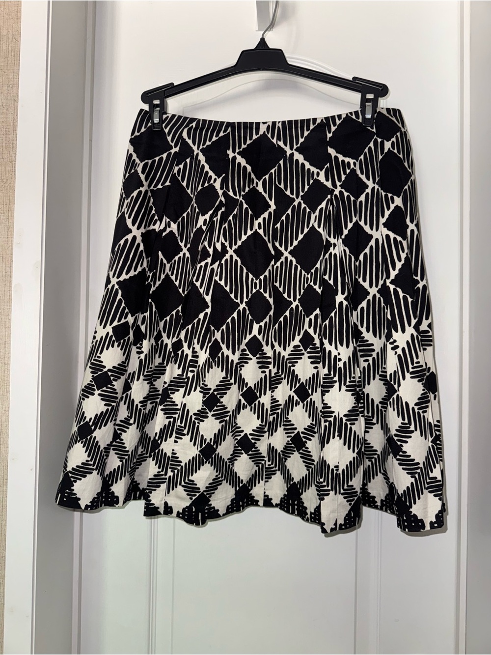 Talbots Black and White Geometric A-Line Skirt